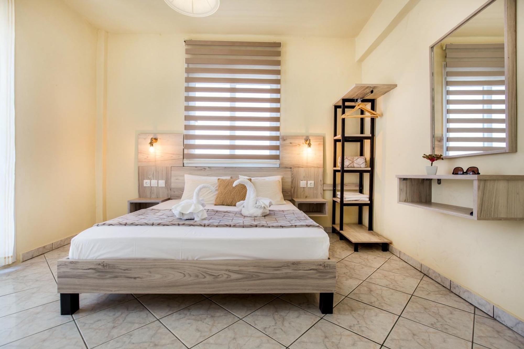 Ianos Apartments ポトス エクステリア 写真