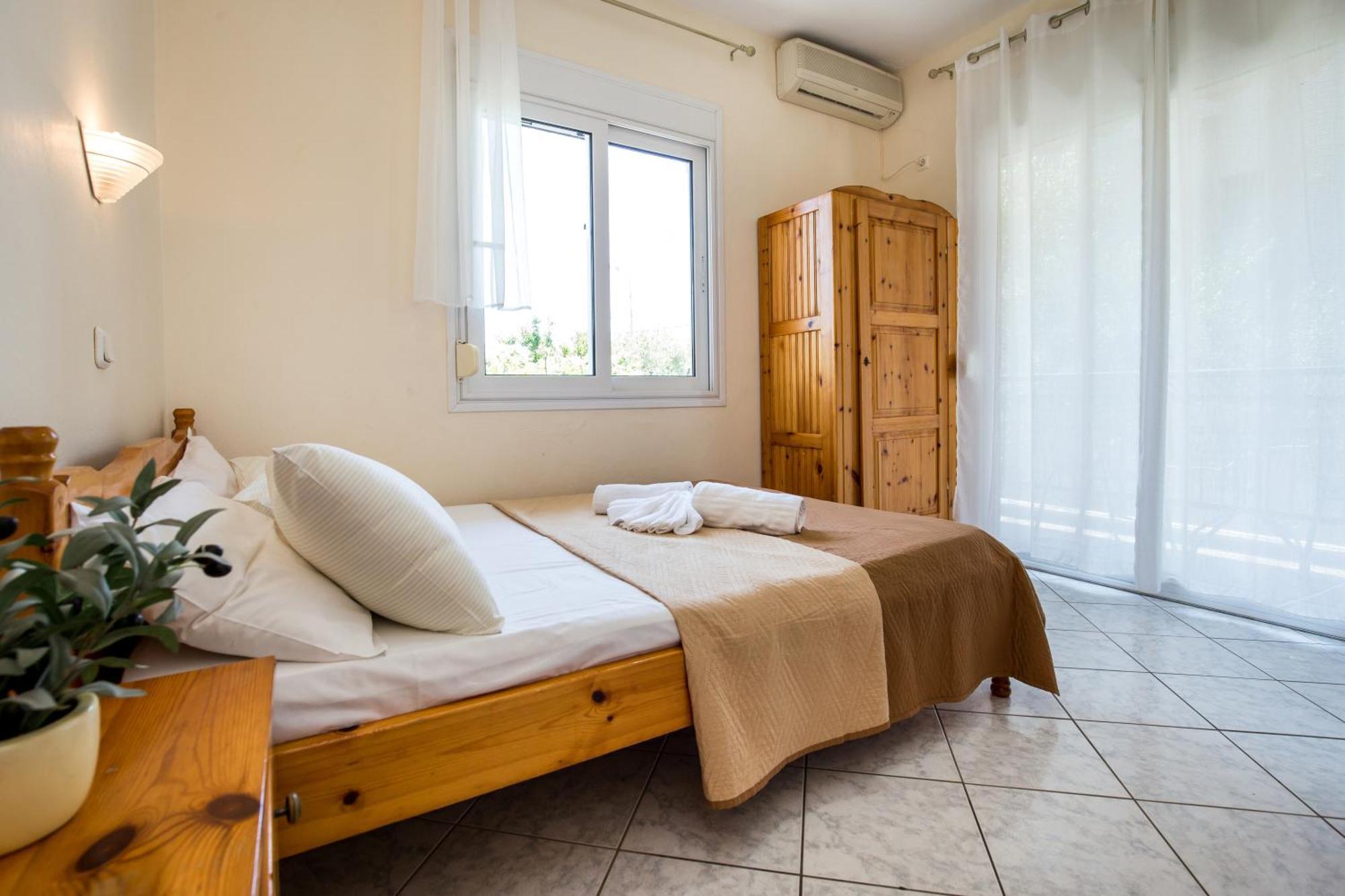 Ianos Apartments ポトス エクステリア 写真