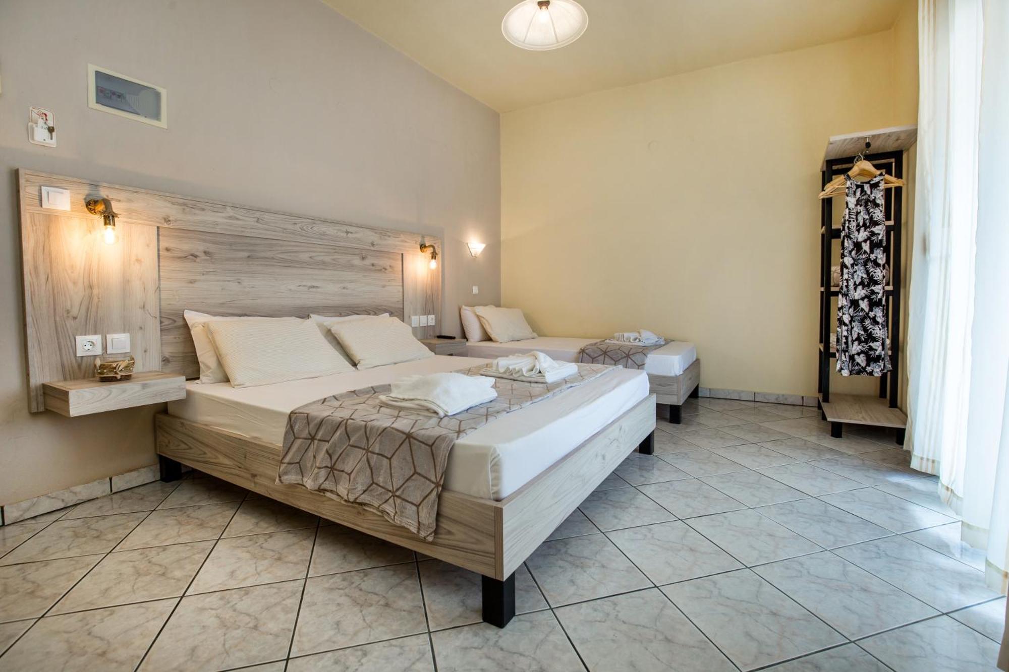 Ianos Apartments ポトス エクステリア 写真